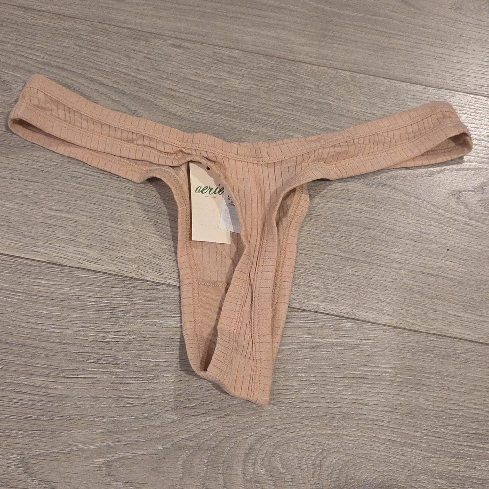 NWT Aerie High Cut Thong Panty